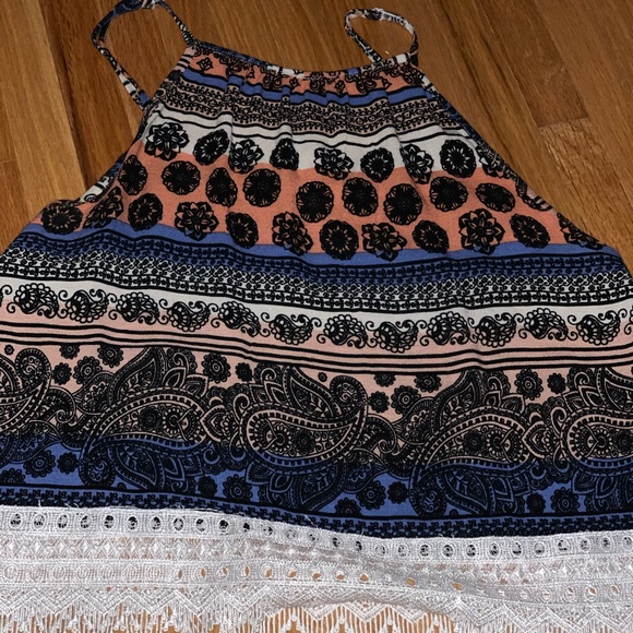 Slightly cropped tribal tank - Picture 1 of 1